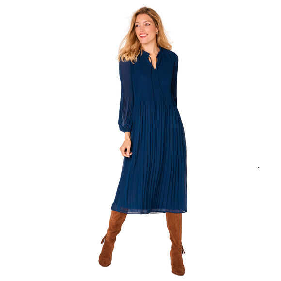 Robe unie mi longue, voile plissé (bleu nuit) Robe unie mi longue, voile plissé (bleu nuit)